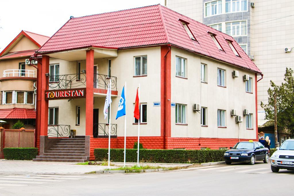 Tourasia Hotel Бишкек Экстерьер фото