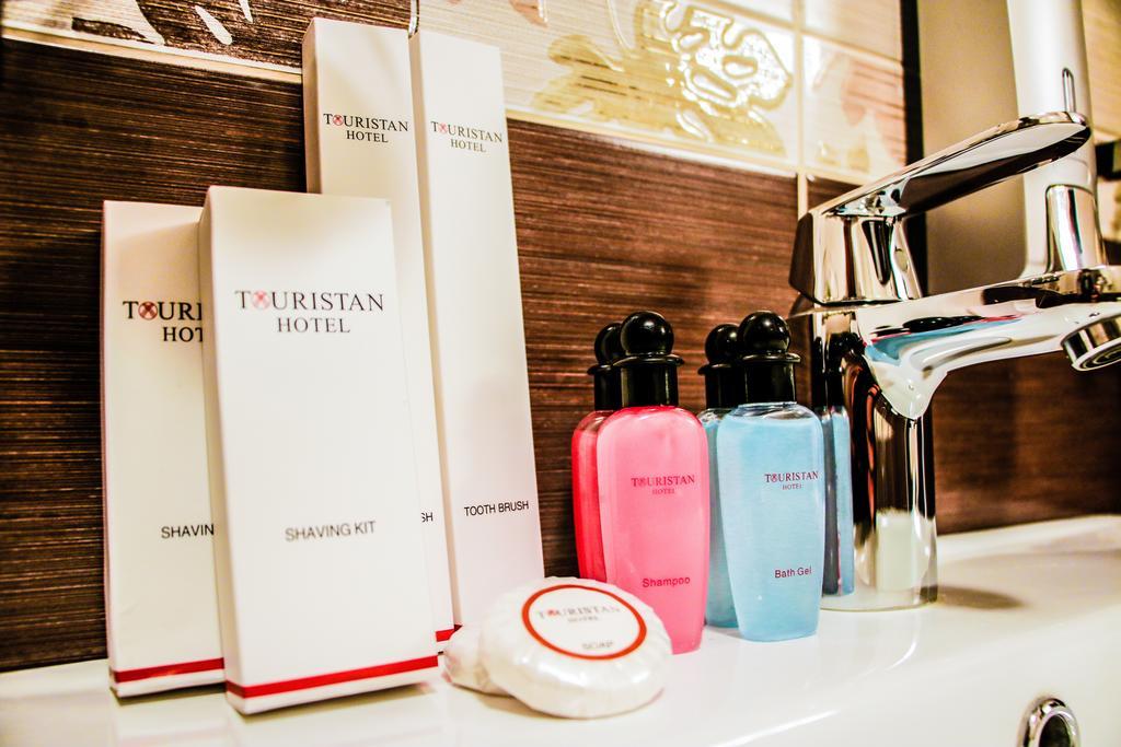 Tourasia Hotel Бишкек Номер фото