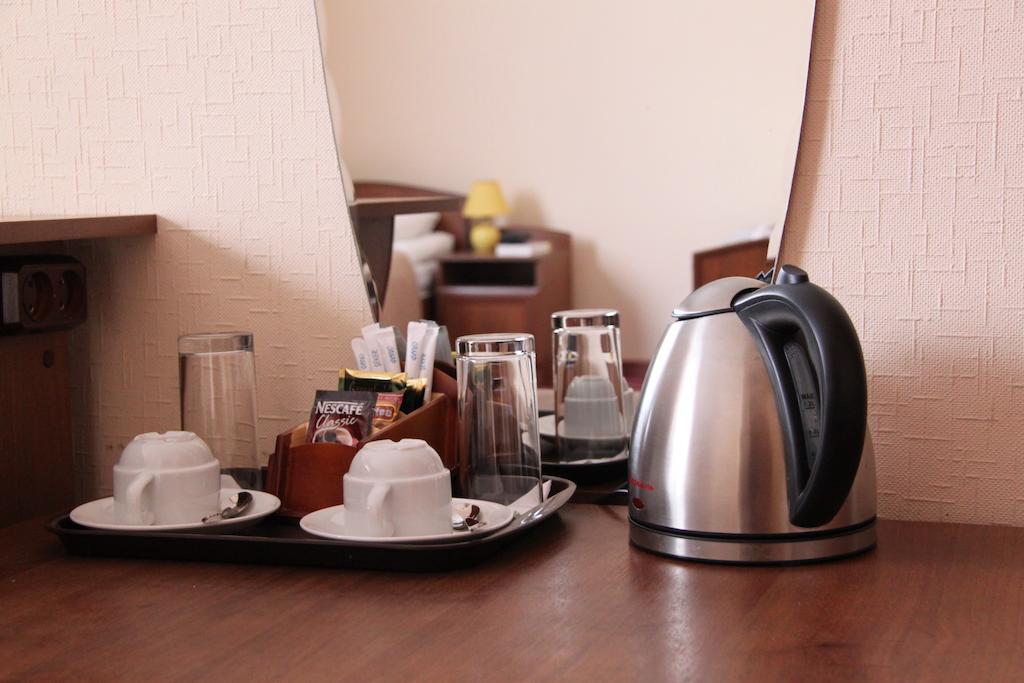 Tourasia Hotel Бишкек Номер фото