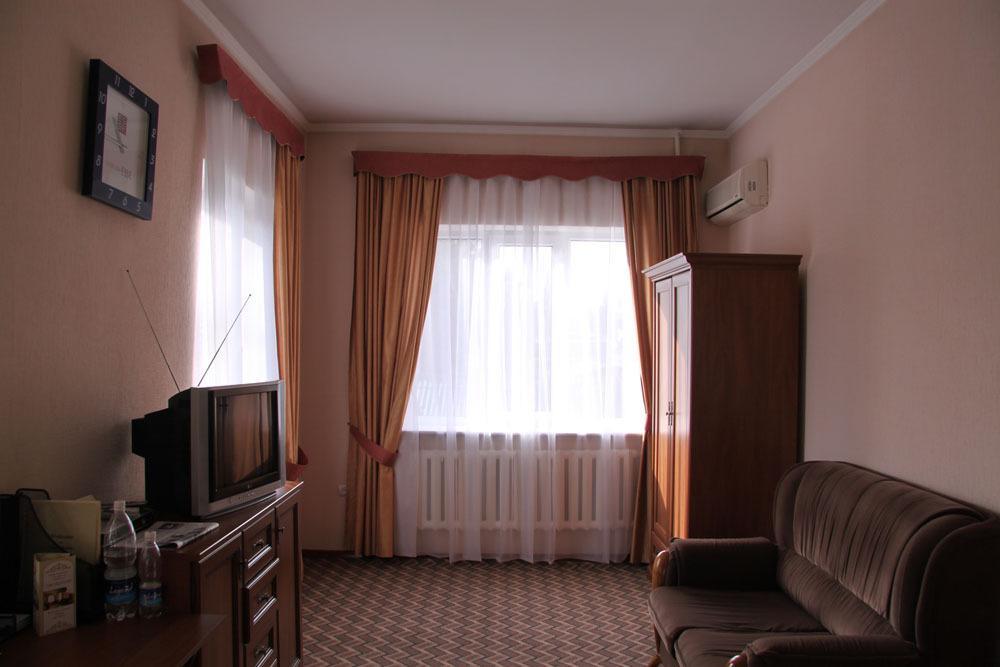 Tourasia Hotel Бишкек Номер фото