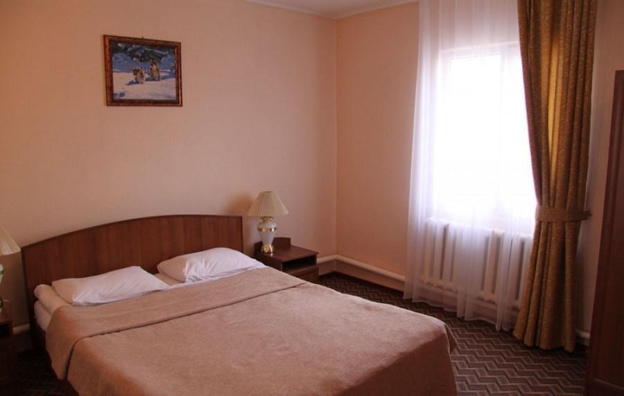 Tourasia Hotel Бишкек Экстерьер фото
